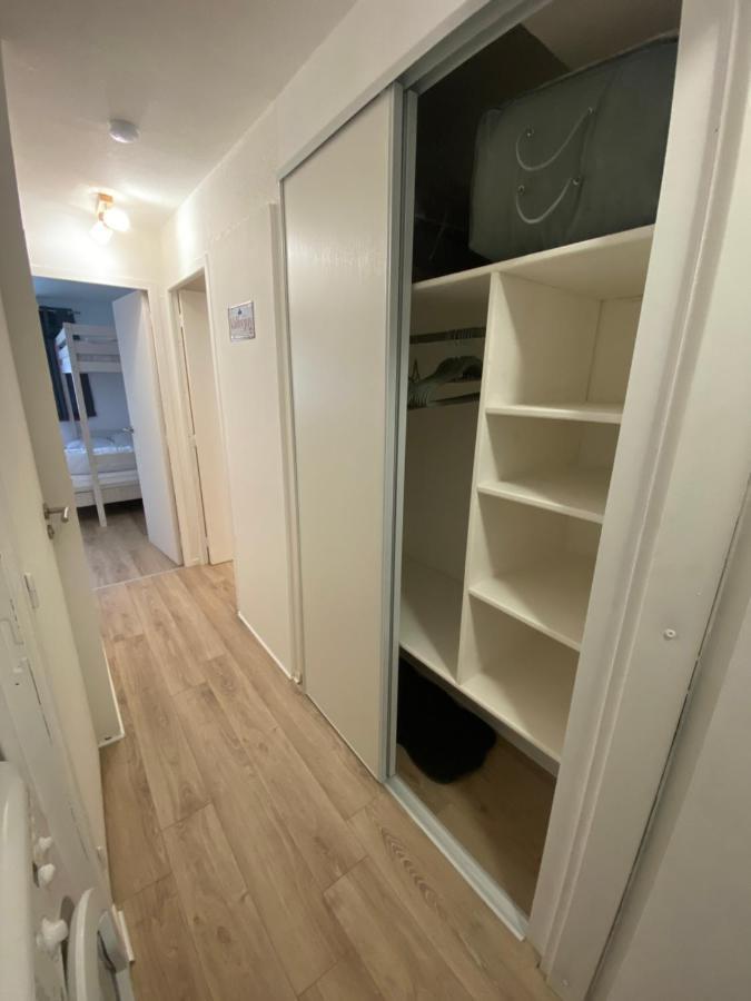 Au Pied Des Pistes Et Commerces - 5 Personnes Apartment