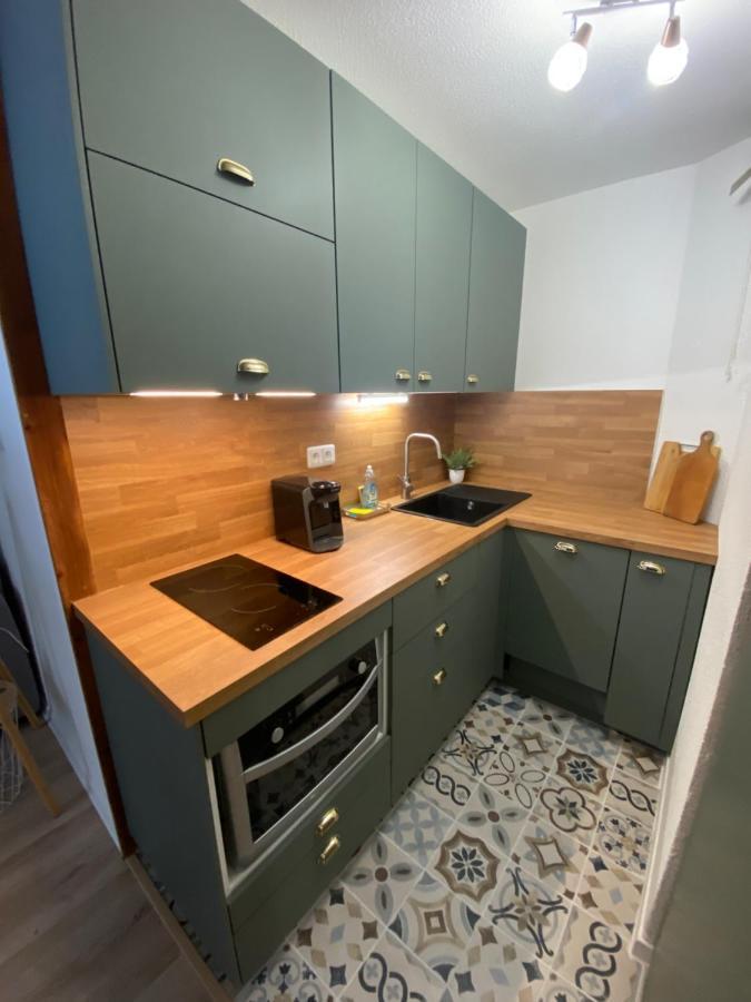 Au Pied Des Pistes Et Commerces - 5 Personnes * Modane
