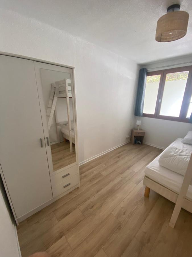 Au Pied Des Pistes Et Commerces - 5 Personnes Apartment Modane