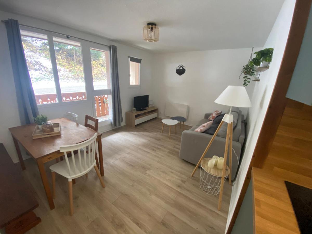 Apartment Au Pied Des Pistes Et Commerces - 5 Personnes *