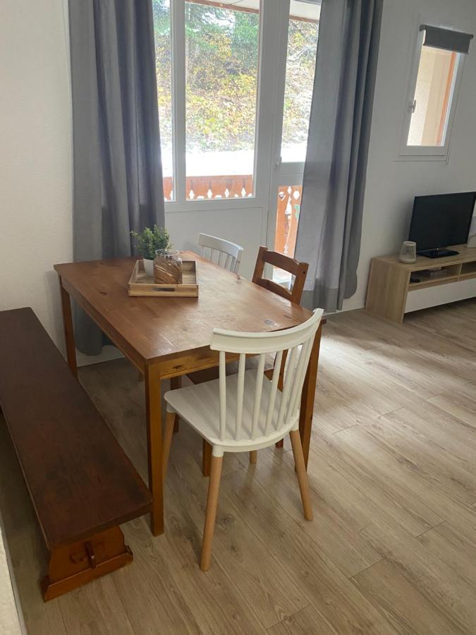 Au Pied Des Pistes Et Commerces - 5 Personnes *